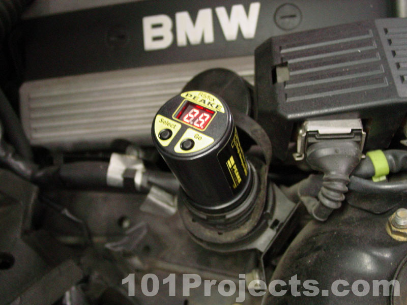 101 Projects for Your BMW 3 Series Project 28 Reading Fuel Injection