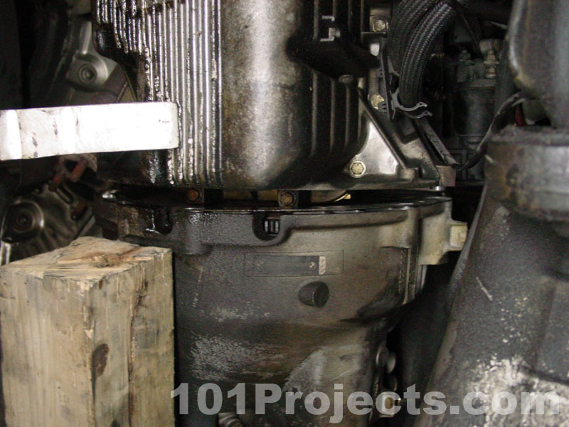 101 Projects for Your BMW 3 Series: Project 43: Transmission Removal Photos