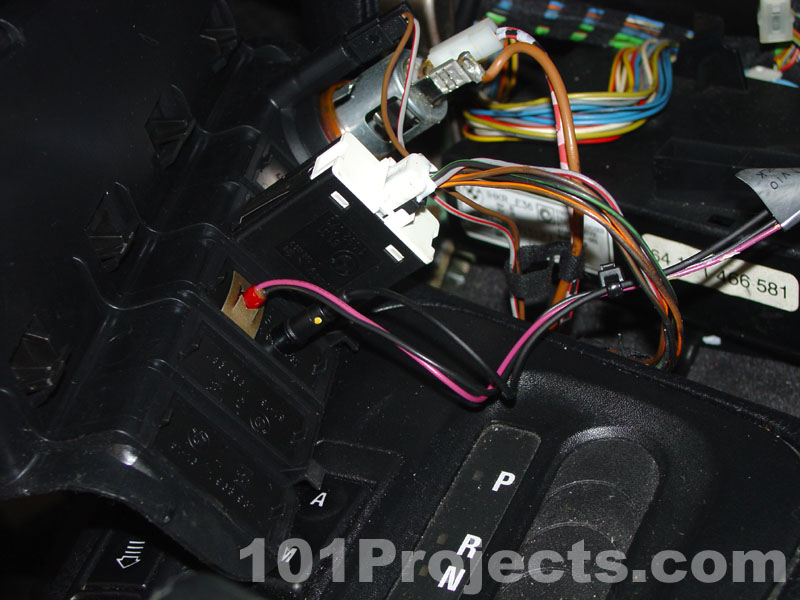 101 Projects for Your BMW 3 Series Project 92 Alarm System Install